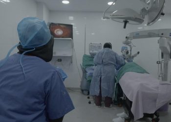 مبادرة “قلبي أطمان” يدعم اجراء 1000عملية جراحية للعيون في مصر والسودان