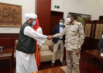 حميدتي يلتقي وفد إتحاد الغرف التجارية