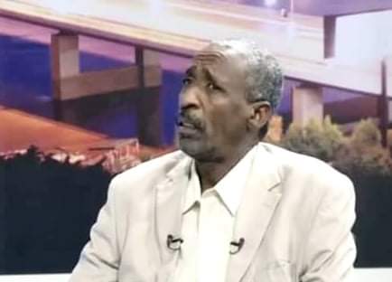 بأمر المحكمة : إعادةمدير مطار الخرطوم السابق للعمل