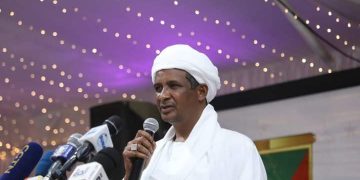 دقلو للمعلمين : المعلم ركيزة المجتمع وابتعدوعن السياسة والخلافات …