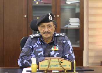 (16) الف جواز سفر  تبحث عن أصحابها بمجمع بحري