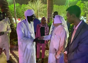 السفير السعودي يشارك في إفطار حركة تحرير السودان