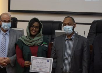 الصحة تحتفل بالدفعة الأولى من برنامج الوبائيات