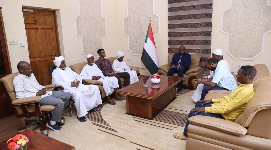 برطم يلتقي وفد أسر المفقودين من منطقة المثلث الحدودية