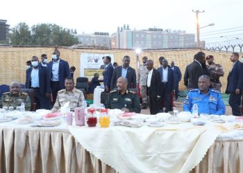 البرهان:إما التوافق أو الانتخابات