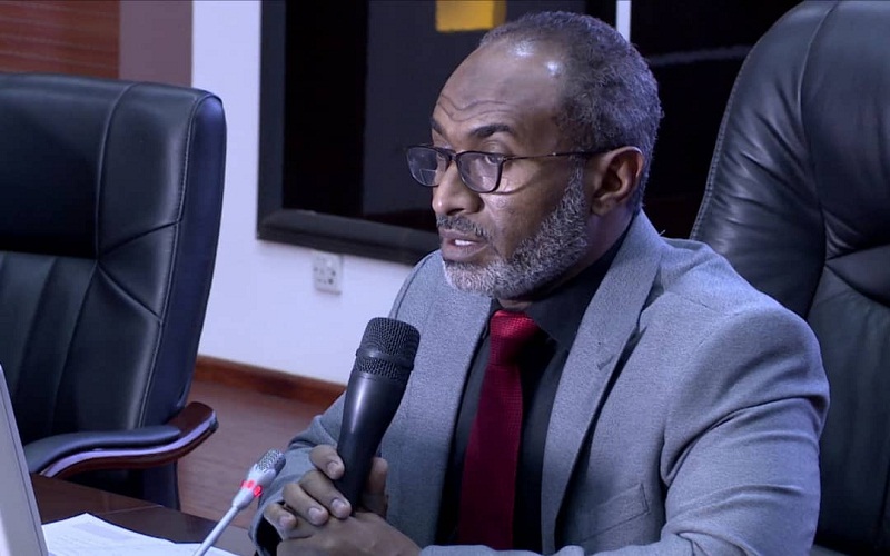 عضو بمجلس السيادة يتبرأ من منشور يسئ للمغتربين