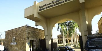 مصر… للسودانيين  “حبابكم عشرة “