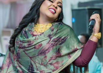 هدي عربي تشعل مواقع التواصل الاجتماعي