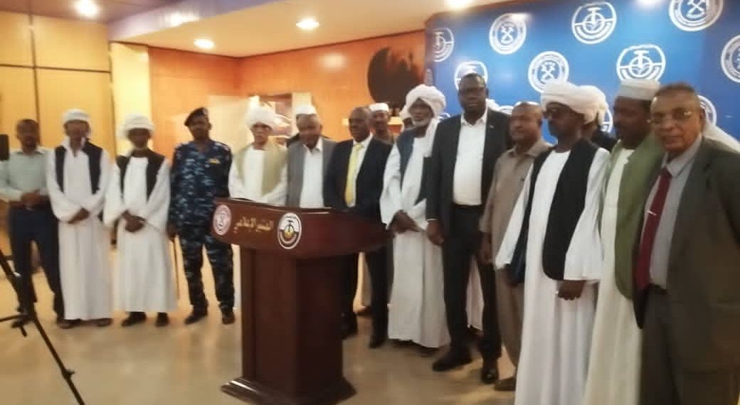 تفاهمات لحل قضايا التعدين بالشرق