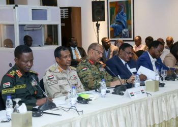 ⭕ *يحدث الآن* : بدء الجلسة الإفتتاحية للمحادثات السودانية السودانية بتيسير من الإتحاد الأفريقي والايقاد ويونيتامس ،بحضور نائب رئيس مجلس السيادة  الفريق أول محمد حمدان دقلو وعضوي  المجلس الفريق اول  ركن شمس الدين كباشي والفريق بحري إبراهيم جابر.