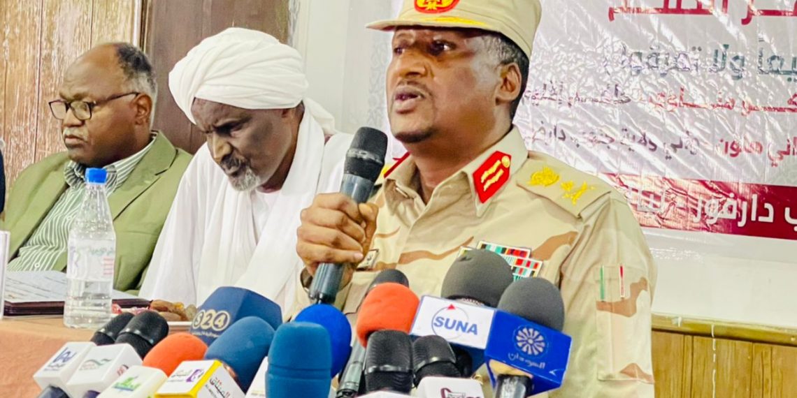 قائد ثاني الدعم السريع يشهد توقيع الصلح بين الرزيقات و الفلاتة بجنوب دارفور