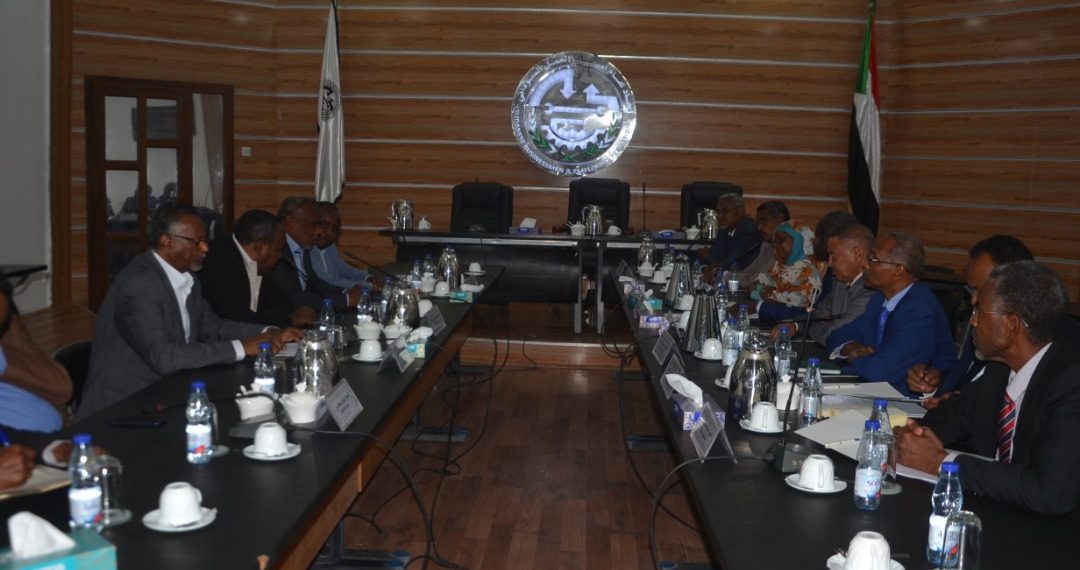 اصحاب العمل يؤكدون علي دور الدبلوماسية الاقتصادية لمعالجة التحديات الخارجية