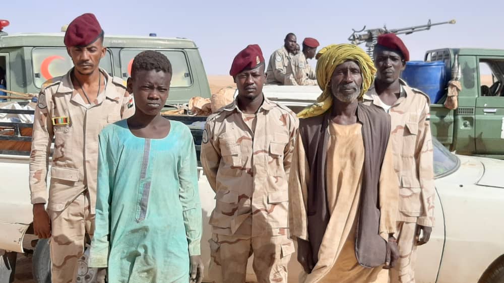 الدعم السريع تُنقذ (9)أُسر من مصير مجهول في الحدود السودانية الليبية