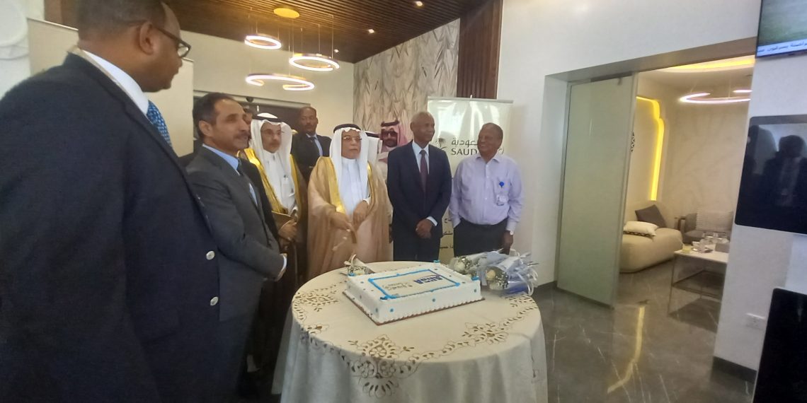 بحضور سفير خادم الحرمين الشريفين .. (طيران السعودية) يدشن تفويج الحجاج السودانيين إلى الأراضي المقدسة