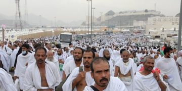 13 دليلاً تفصيلياً ب14 لغة لمساعدة الحاج في أداء المناسك