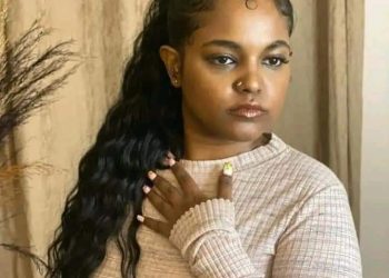 مؤثرة سودانية تفرض رسوم مالية علي متابعي صفحتها