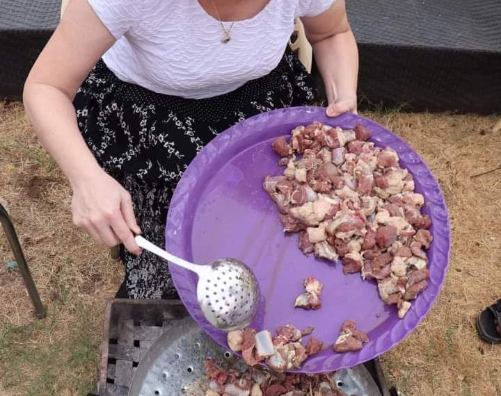 مسئولون بالسفارة الامريكيةيشاركون اهالي ام دوم  افطار العيد