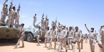 دقلو يتفقد قوات الدعم السريع بمنطقة الزرق بشمال دارفور