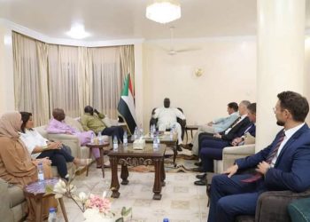 عقار يطلق مبادرة سياسية من ثلاثة مراحل لحل الأزمة السياسية