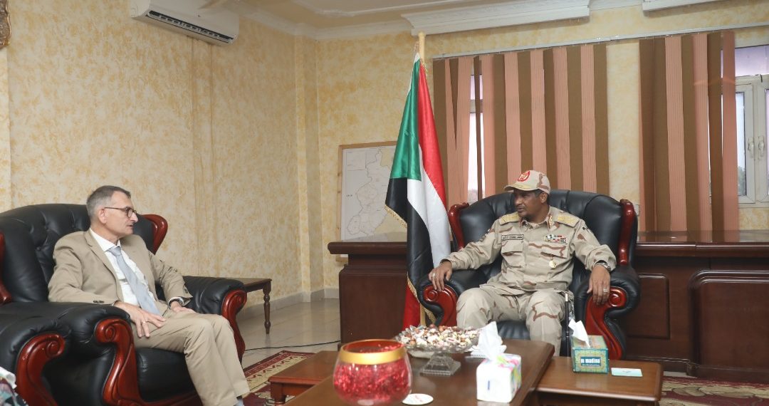 دقلو يلتقي رئيس بعثة يونيتامس بالجنينة