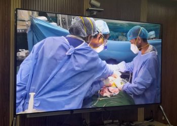 قبل قليل انتهاء اول عمليتي زراعة كبد بالسودان . . تعرف علي حالة المريضين