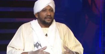صديق الصادق: اذا لم تحقق الشراكة التحول الديمقراطي سنخرج بصدور عارية