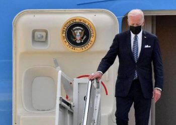 بايدن  بالسعودية لبحث  عدد من الملفات