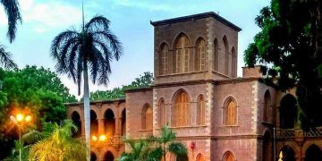 جامعة الخرطوم تكتسح الجامعات السودانية وتحرز المركز الأول   وفقاً لتصنيف (ويبومتركس العالمي)