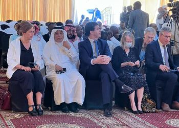 السفير السعودي  يشارك بورشة نقابة المحامين حول الإطار الدستوري للانتقال