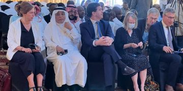 السفير السعودي  يشارك بورشة نقابة المحامين حول الإطار الدستوري للانتقال