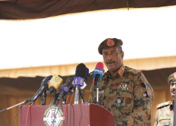 البرهان للأحزاب الوقت يتسرب سريعا والشعب طال انتظاره للحلول