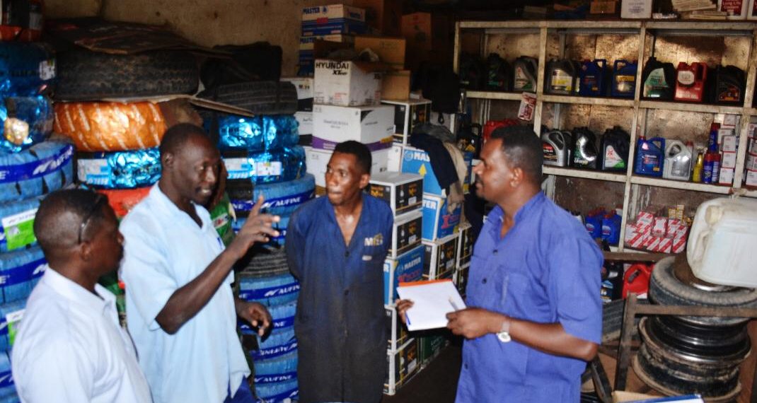 حملات مكثفة لمراجعة ظروف تخزين الإطارات