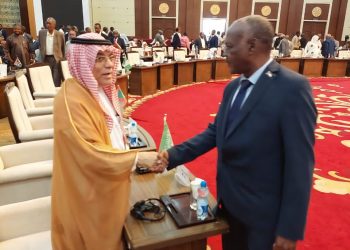 السفير السعودي  يشارك في ورشة طبيعة حقوق التعدين في العالم