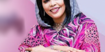الفنانة  اريج عوض تعطر منتدي روائع الابداع