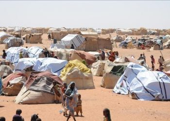 فجوة غذائية بمعسكرات النازحين واللاجئين بدارفور