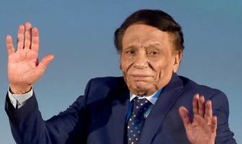 أصابة الفنان الكبير عادل امام “بالزهايمر “