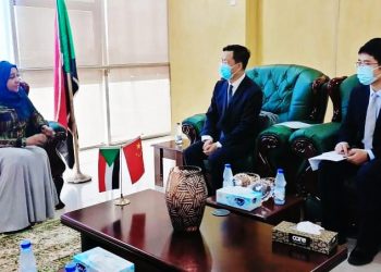 السفير الصيني يزور المواصفات