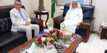 السفير السعودي وفولكر يبحثان إمكانيةإستئناف الحوار السوداني