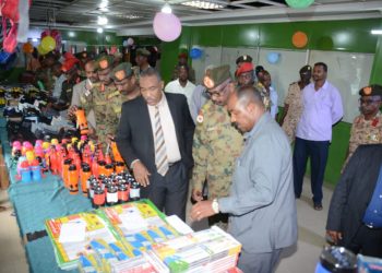 تخفيفا للاعباء  …المؤسسة التعاونية تفتح سوق مستلزمات المدارس