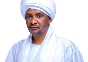 دقلو يرحب بمشروع الدستور الذي أعدته لجنة المحامين