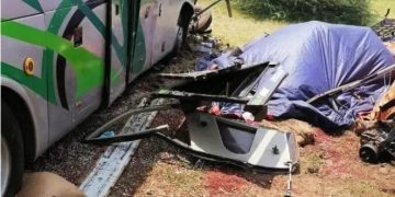 حادث سير يؤدي بحياة شخصين  وإصابة آخرين بطريق الخرطوم كوستي