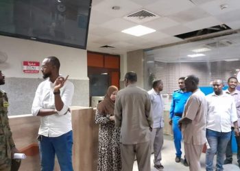 نقابة المعلمين تستلم مستشفي المعلم