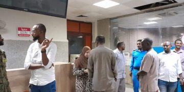 نقابة المعلمين تستلم مستشفي المعلم