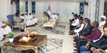 دقلو يستقبل الأسرى ويدعو الحركة الشعبية لاحترام وقف إطلاق النار والانضمام لمسيرة السلام