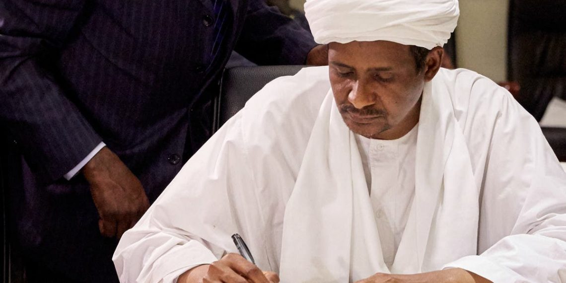 دقلو يغرد: المولد النبوي فرصة للتأمل  وتتبع طريق الخير