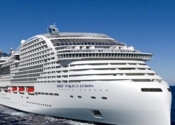 فندق عائم  في انتظار مشجعي كأس العالم بقطر