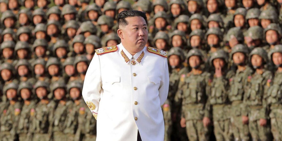 كيم يونغ يهدد باستخدام الأسلحة النووية
