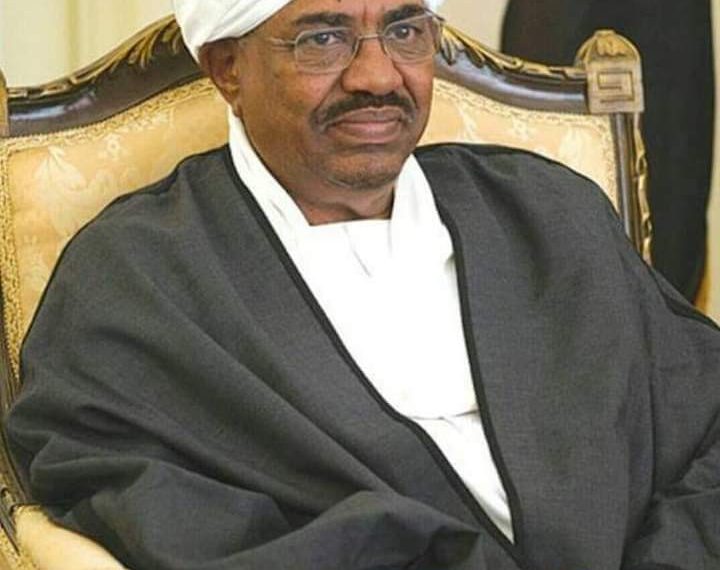 عاجل :البرهان يصدر قرارا بتحويل البشير من مستشفي السلاح الطبي إلي كوبر