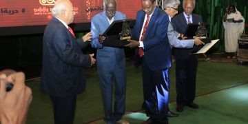 بالصور حفل توزيع جوائز مهرجان الخرطوم الدولي لسينما الموبايل