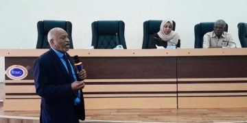 المواصفات: تأهيل وتدريب مستمر لتجويد الاداء